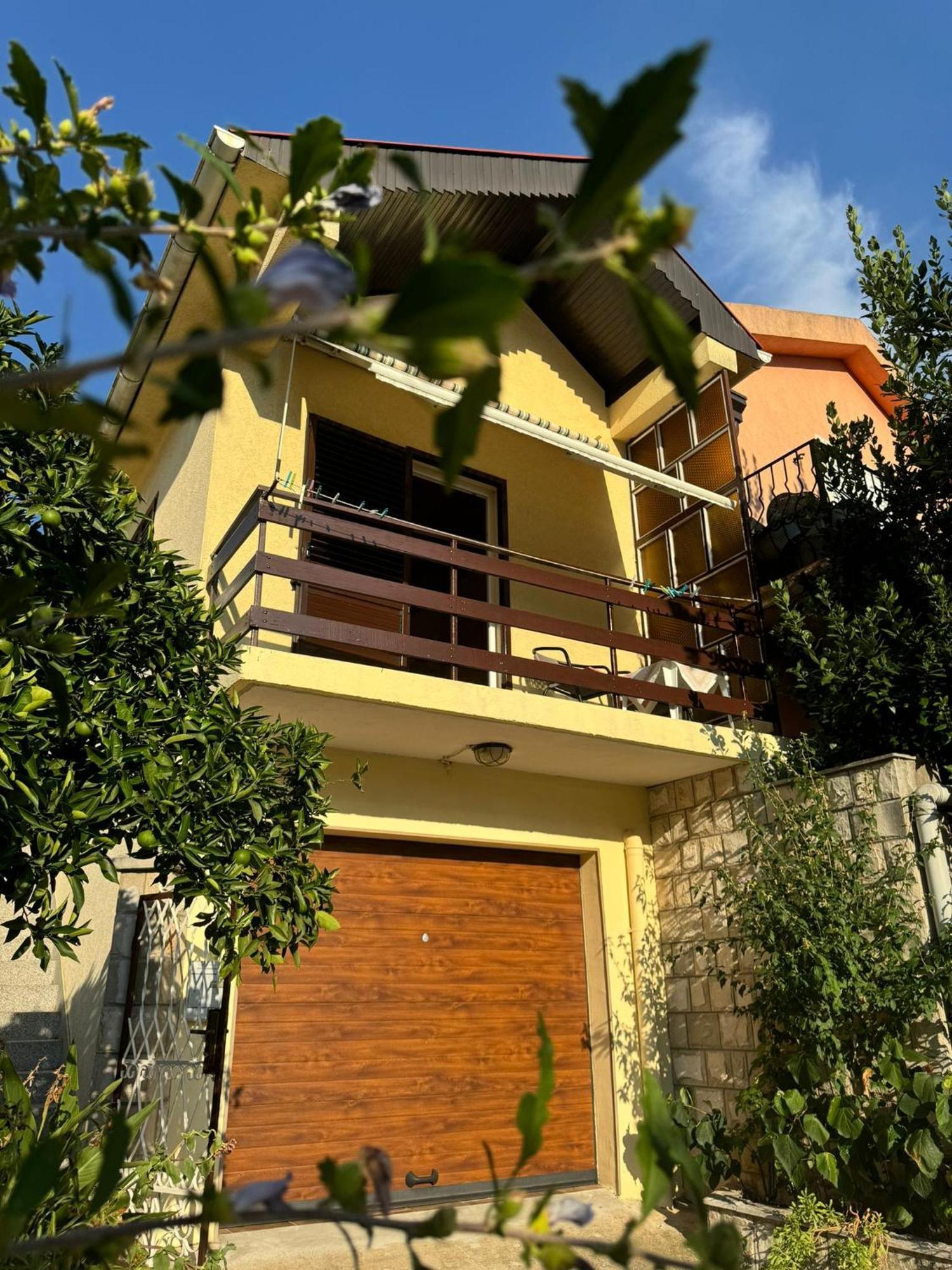 Lorena Rooms Risan Exterior photo